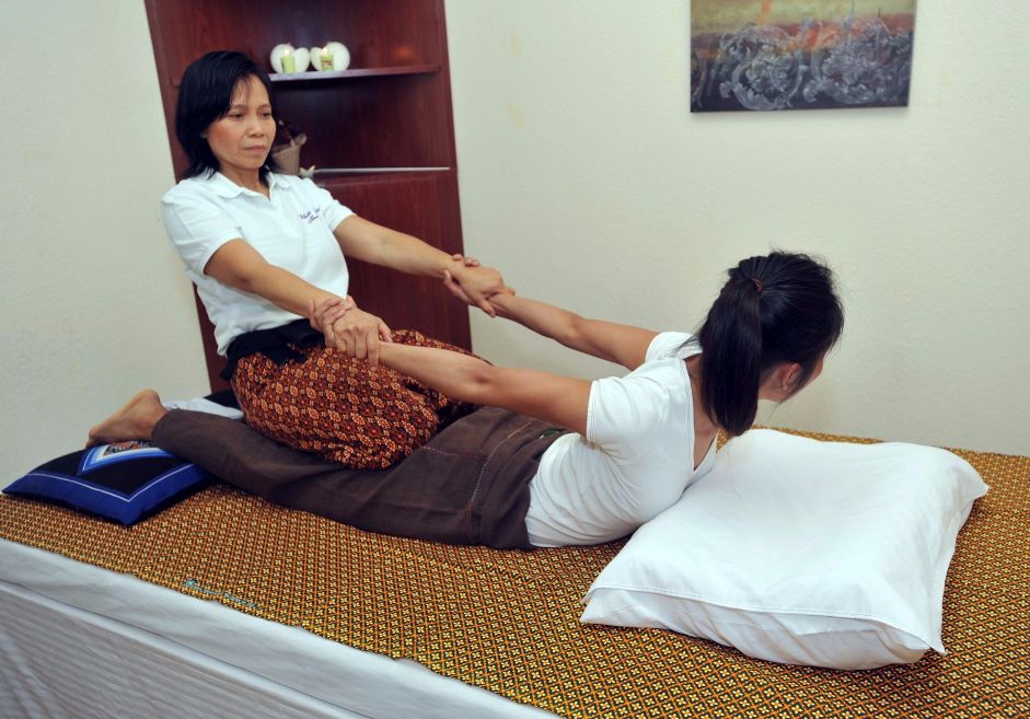 Thai Massage in Santa Clarita Valley | White Orchid Thai Spa | Deep Tissue Massage